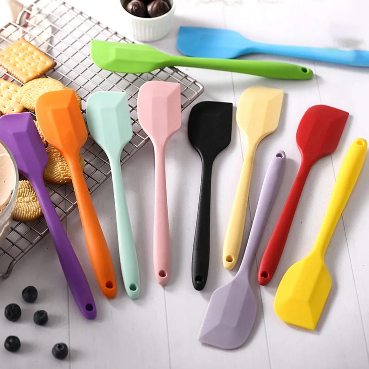 1pc Multicolor Silicone Spatula - Heat Resistant, Non-Stick, Dishwasher Safe, Perfect for Baking, Cooking, and Mixing - Food Grade, Kitchen Essential, Easy to Clean, and Store