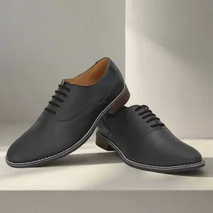 Attitudist Unisex Handcrafted Plain Oxford Matte Black Formal Derby Shoes With Textured Toe