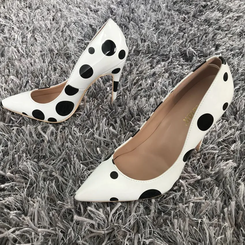 Chic Polka Dot Slip On Pointed Toe Pumps