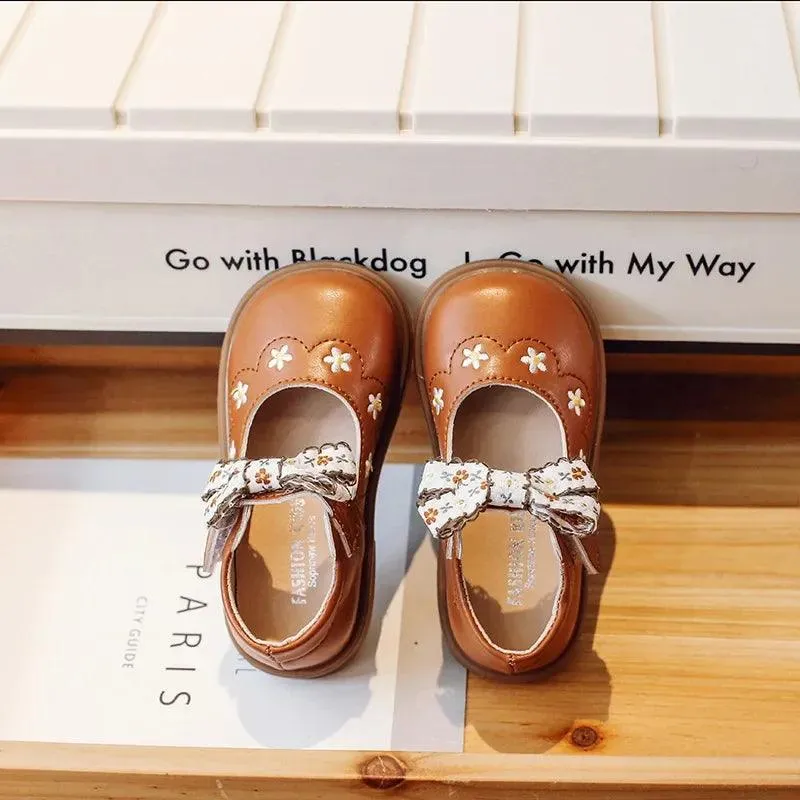 Children's Casual Shoes - Flat with Embroider Bowtie - TSS302