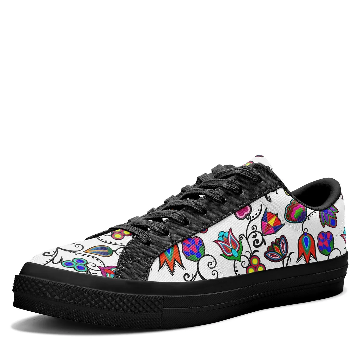 Indigenous Paisley White Aapisi Low Top Canvas Shoes Black Sole