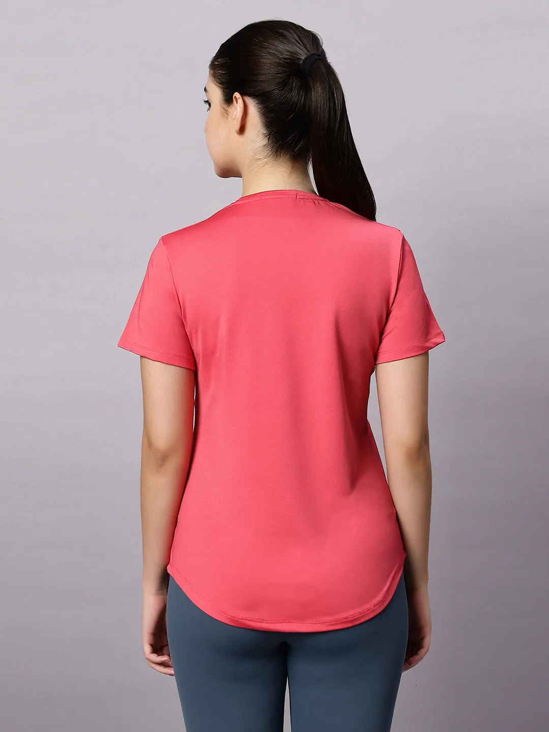 MAKE IT NOW JUST-DRY CURVED HEM RUNNING T-SHIRT