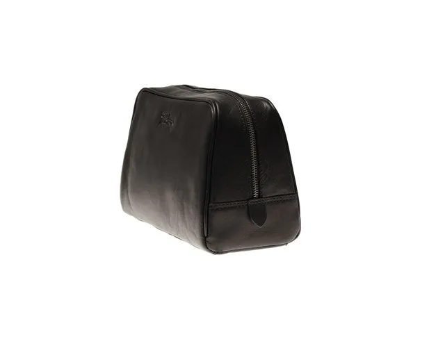 Oscar Jacobson wash bag