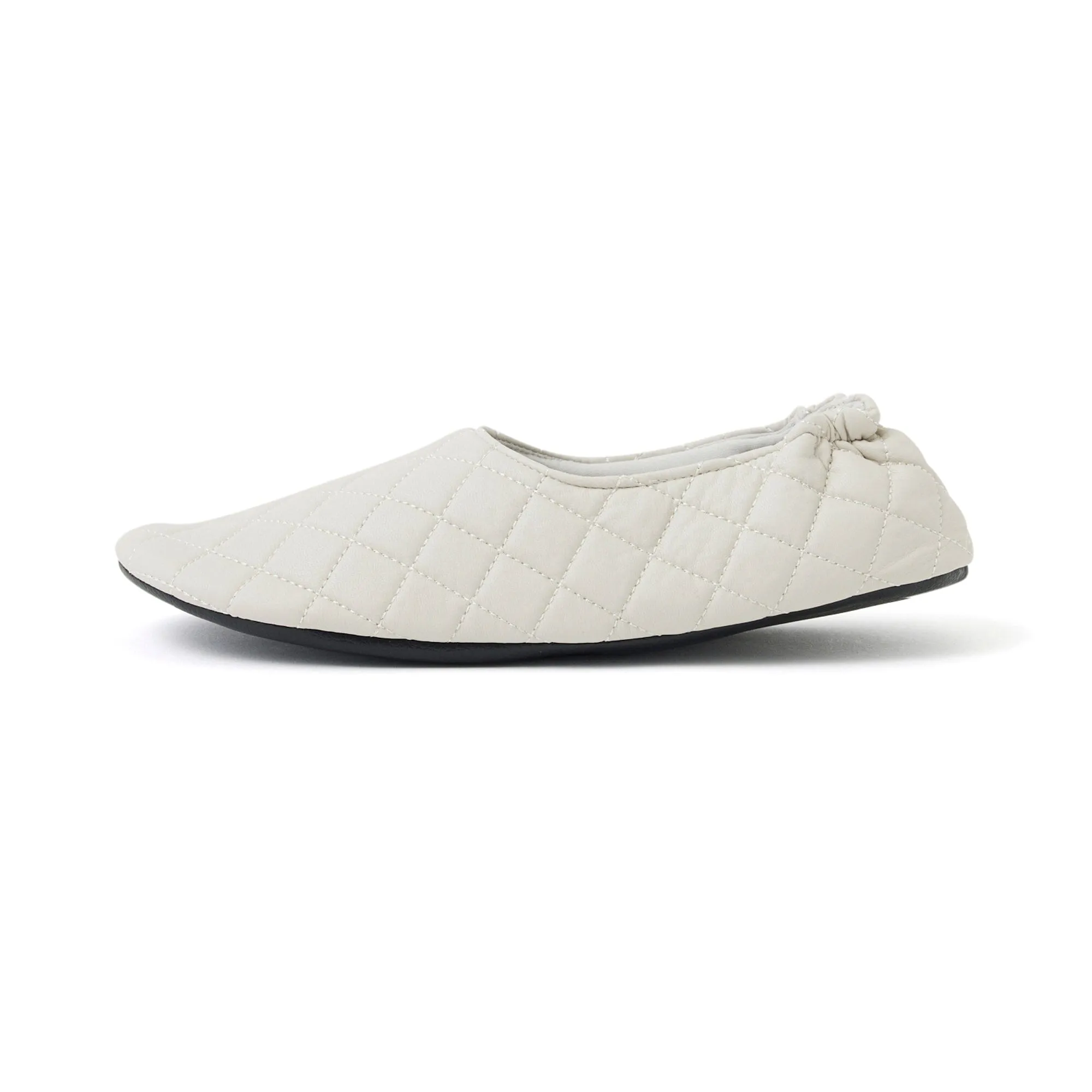 Pocketable Roomshoes Quilted White