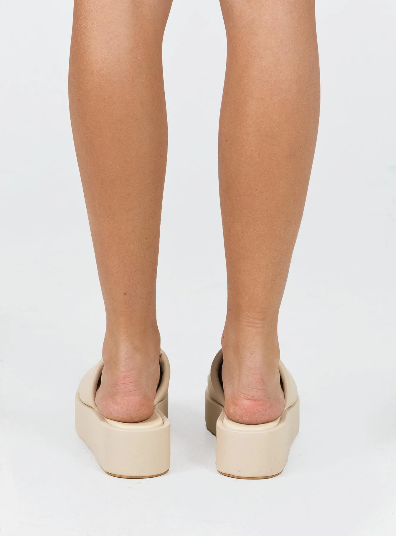 Satya Platform Sandals Cream