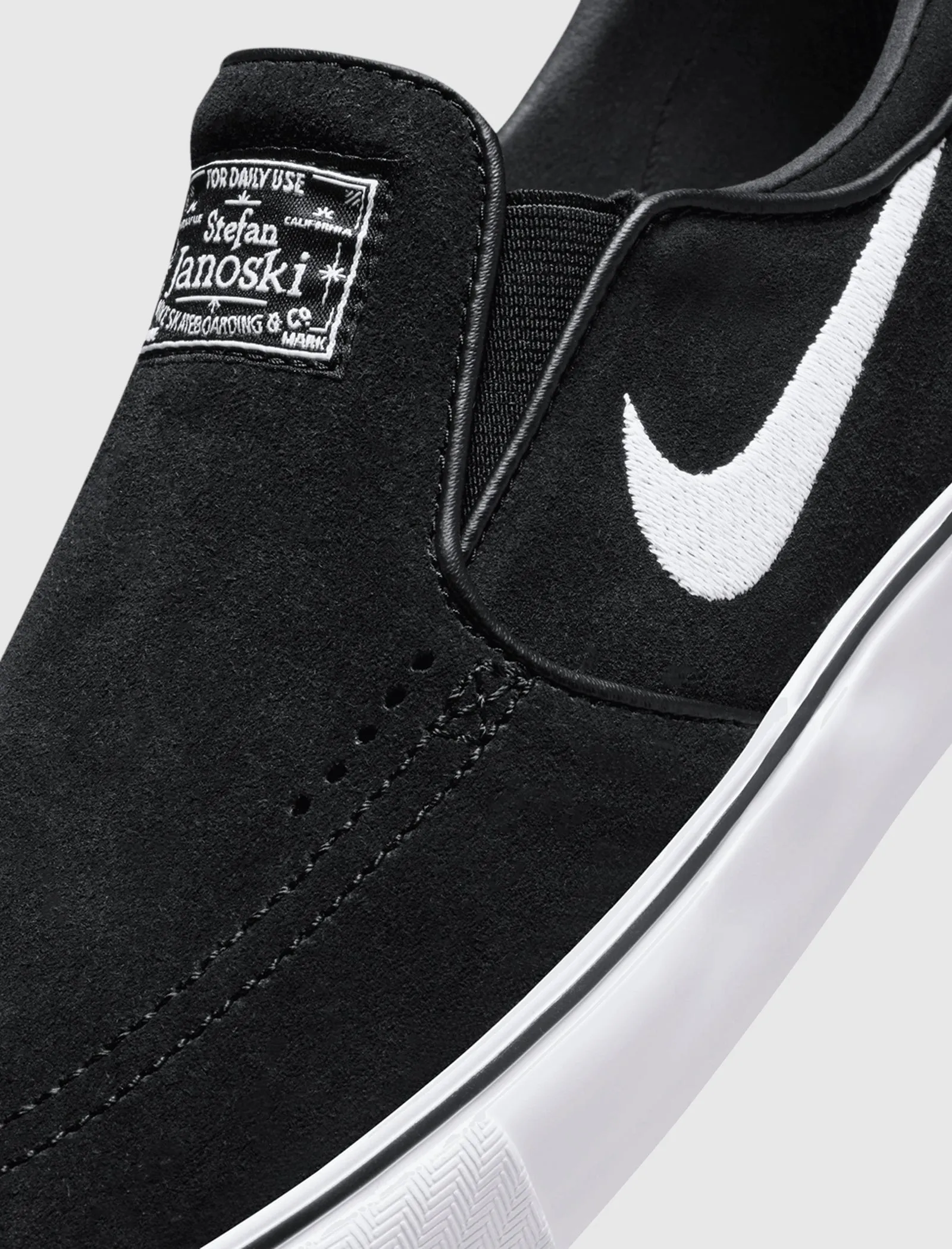 SB JANOSKI  SLIP "BLACK/WHITE"