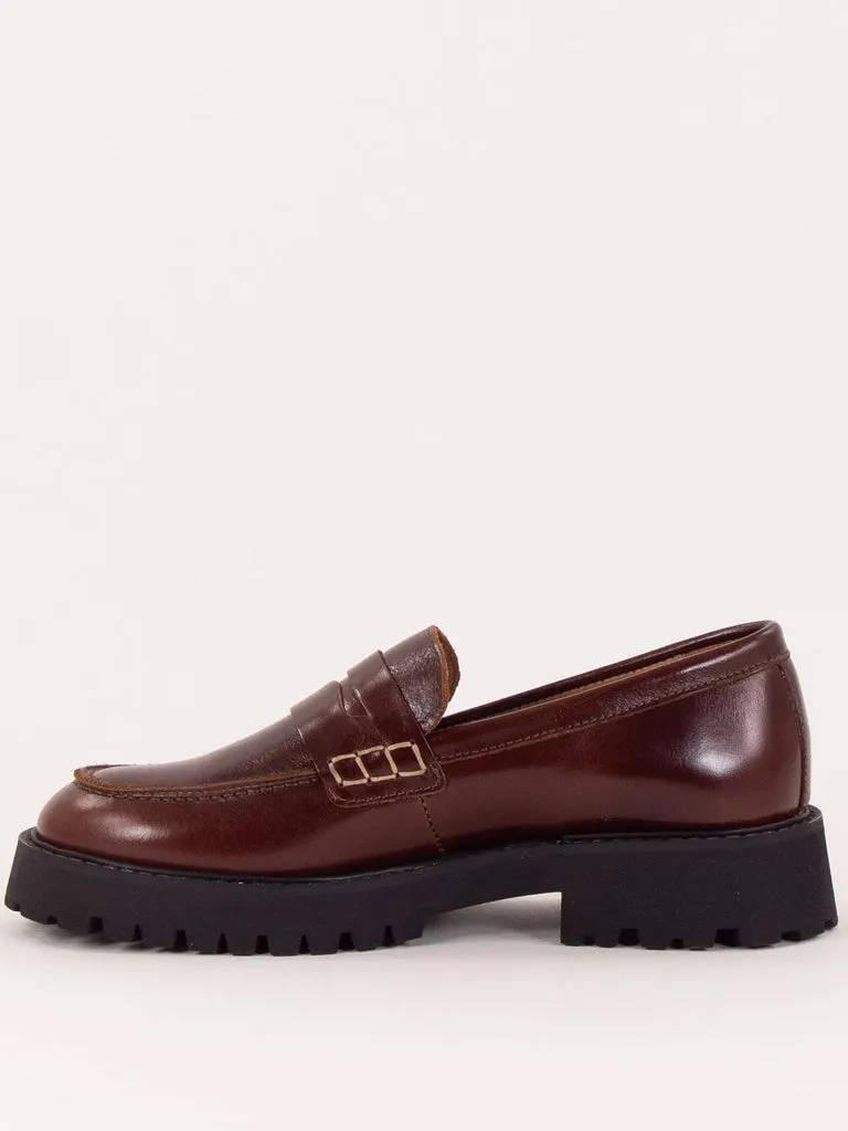 Sessun Barcelo Loafer in Mahogany