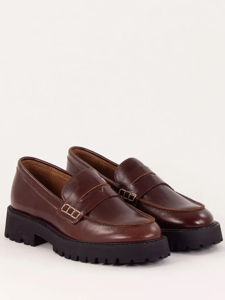 Sessun Barcelo Loafer in Mahogany