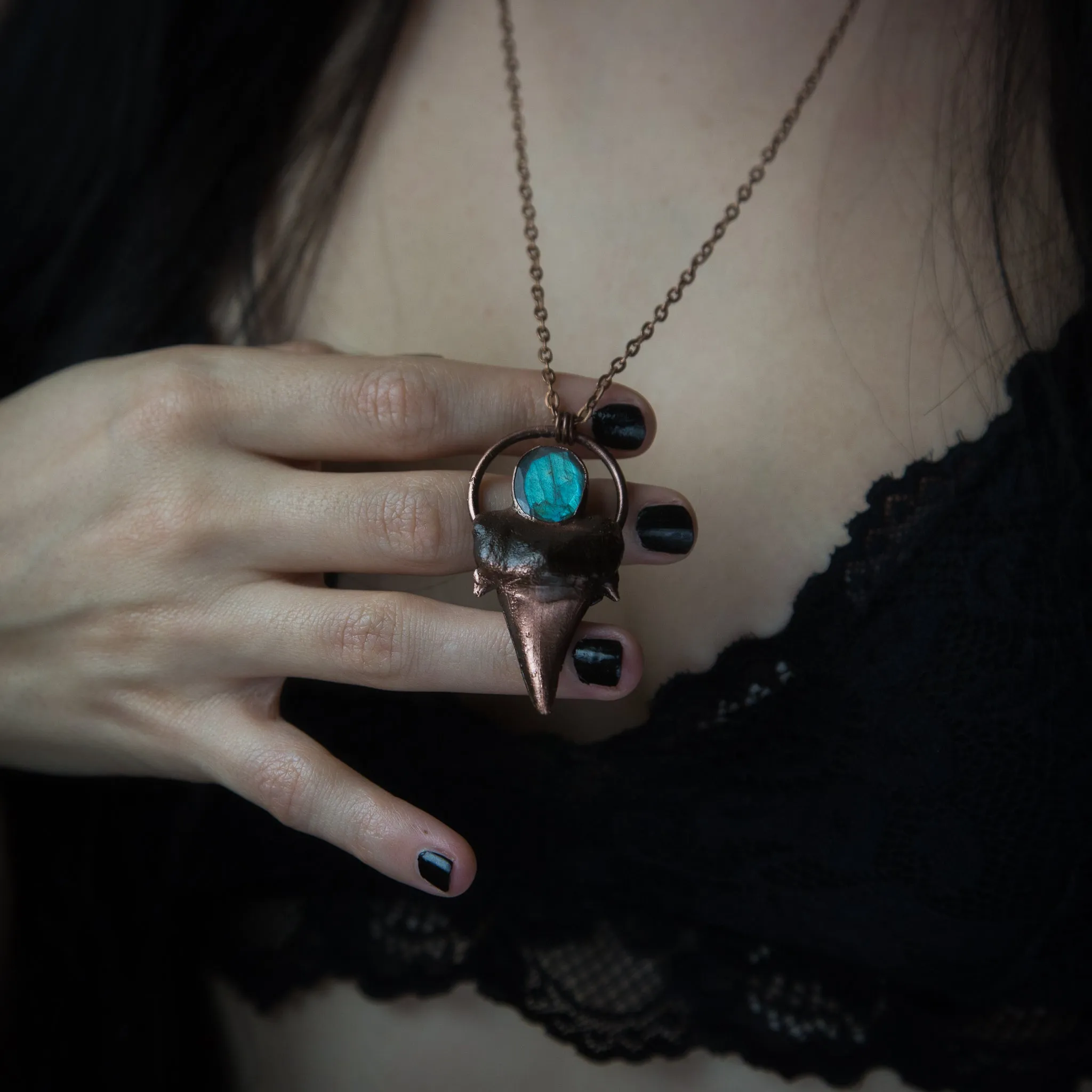 Shark Tooth pendant with Faceted Labrodorite