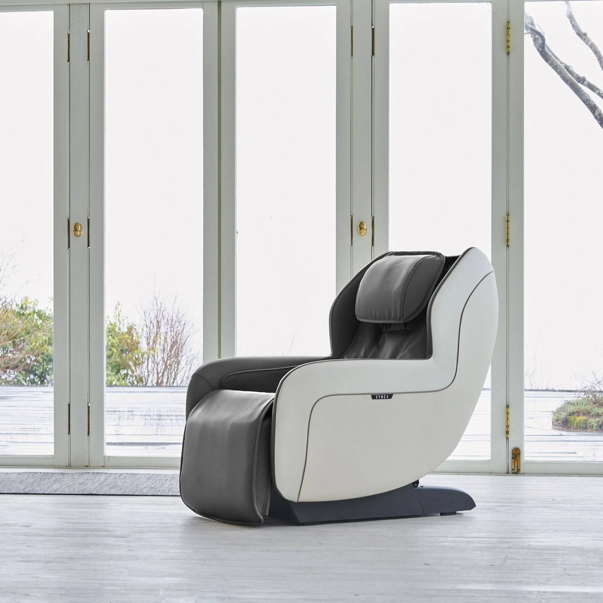 Synca CirC  Massage Chair