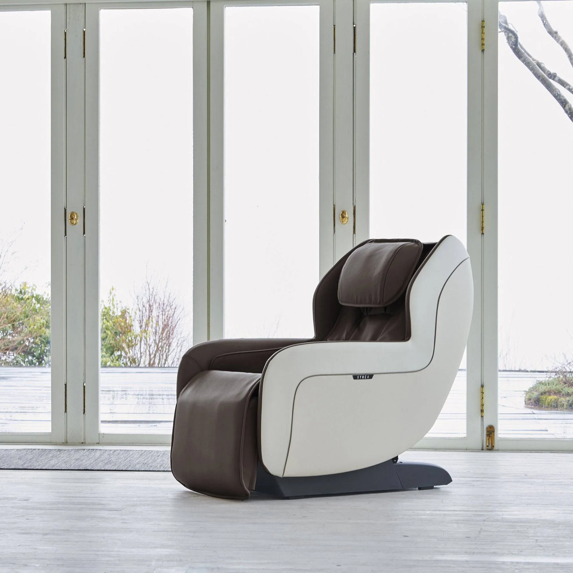 Synca CirC  Massage Chair