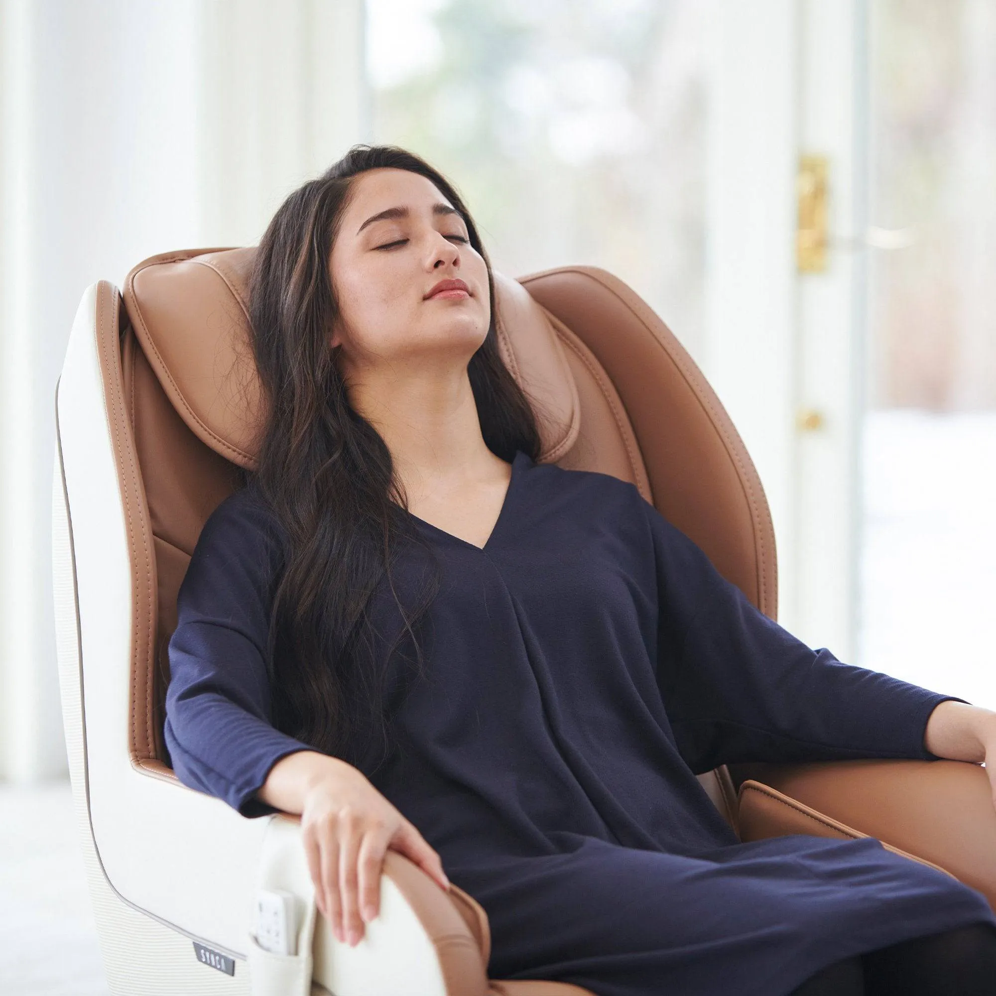 Synca CirC  Massage Chair