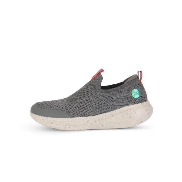 UNISEX CHARCOAL SKECHERS SLIP ON SNEAKER