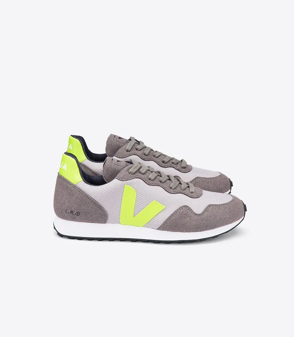 Veja - SDU-REC BMesh Sneakers in Silver Jaune-Fluo