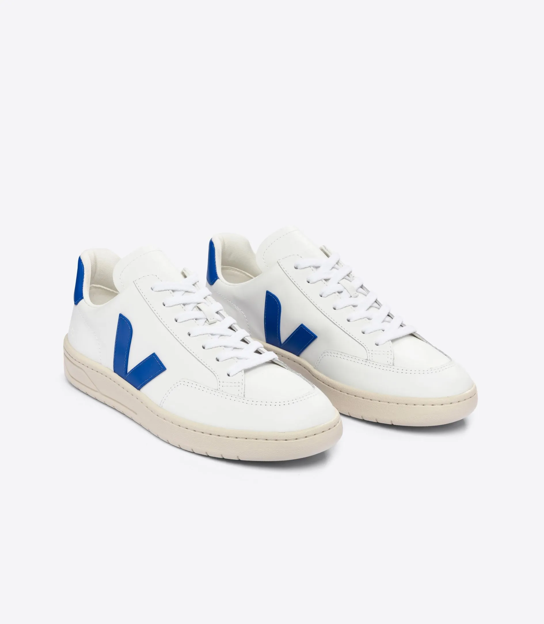 Veja - V-12 Leather in White Paros