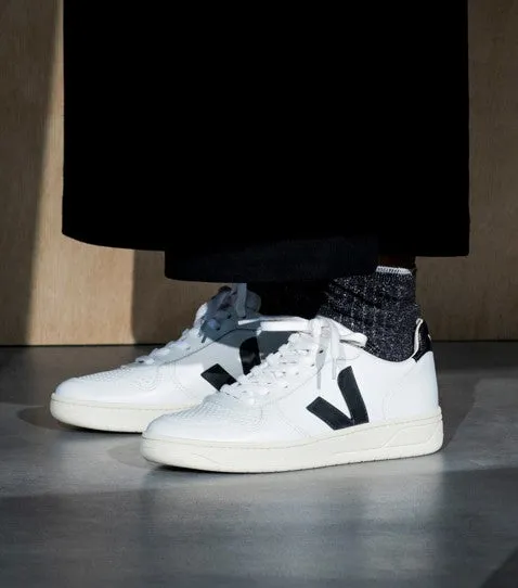 VEJA - V10 Leather Extra White Black