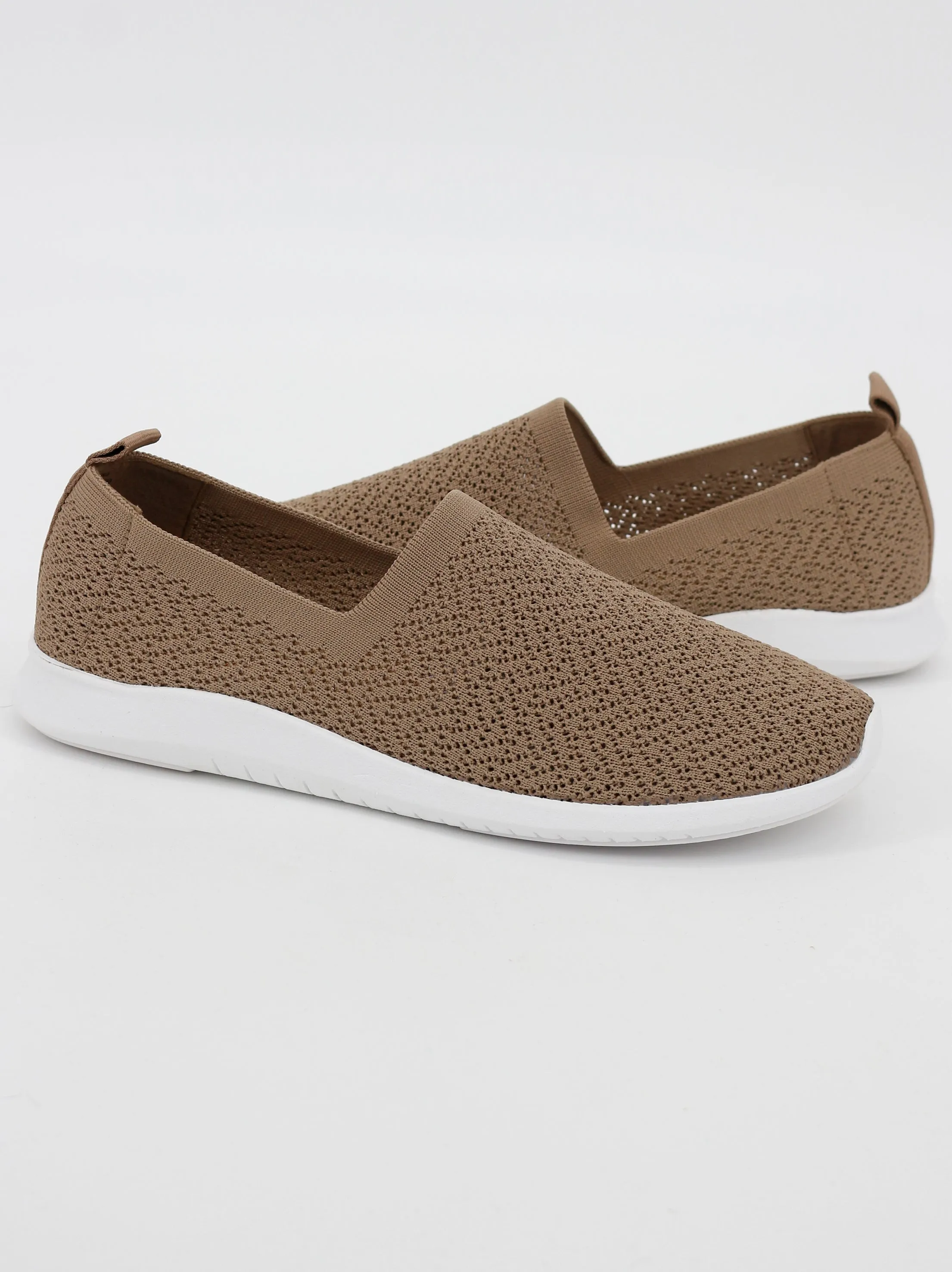 Women's Slip-On Sneakers,Light Brown