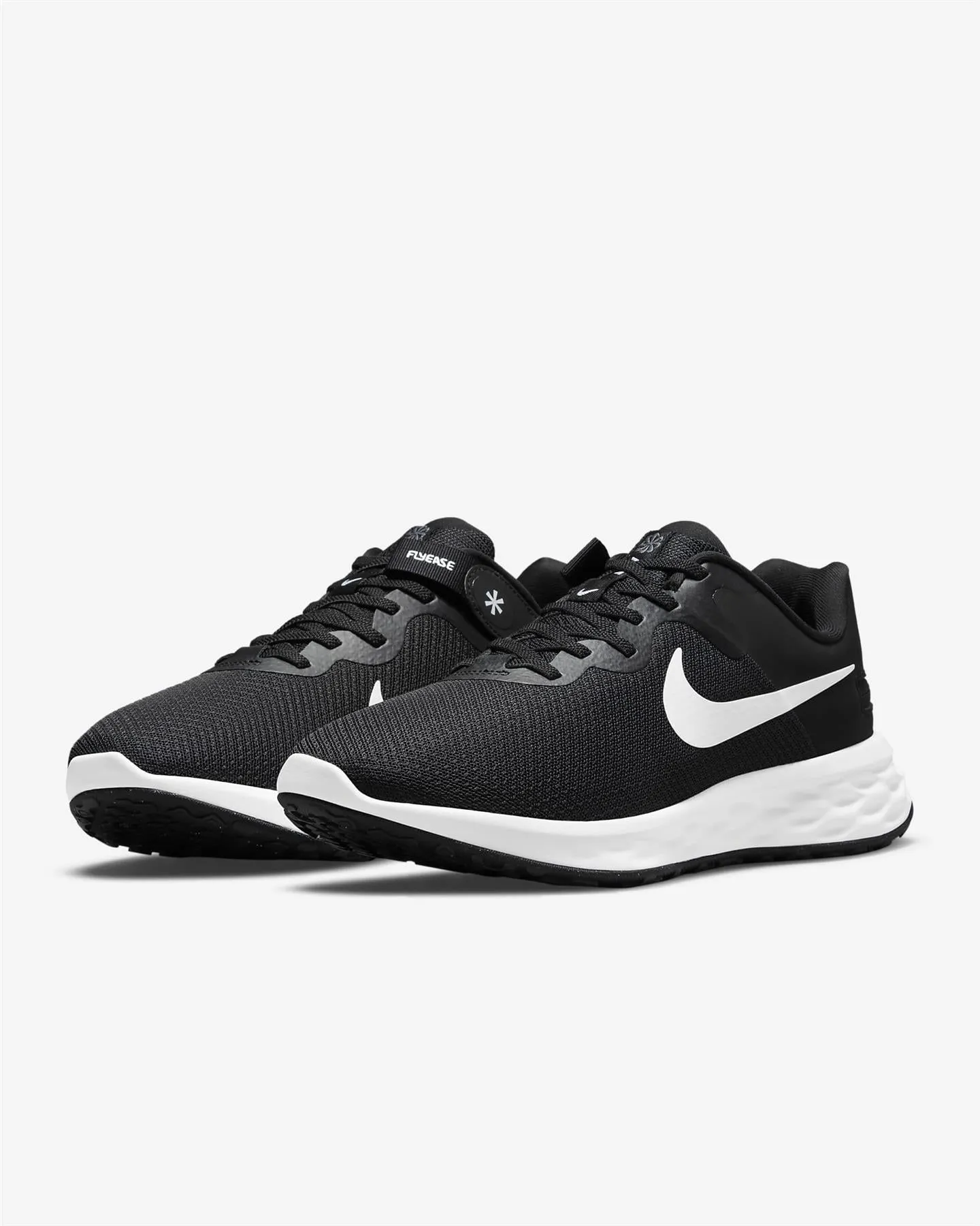 Women's Wide Fit Nike DD8476-003 Revolution 6 Flyease Trainers